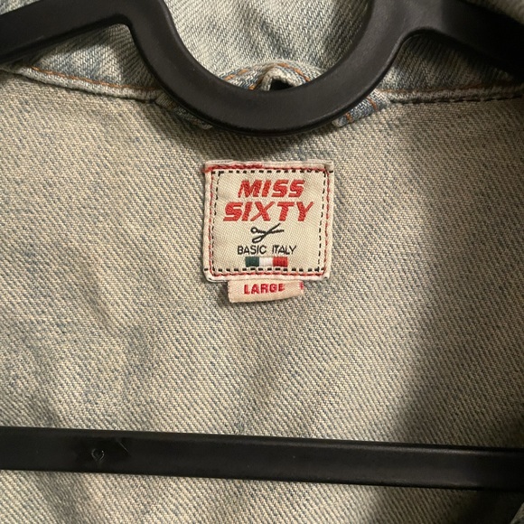 Miss Sixty, Large (fits like a M) denim jacket with belt - Picture 3 of 3